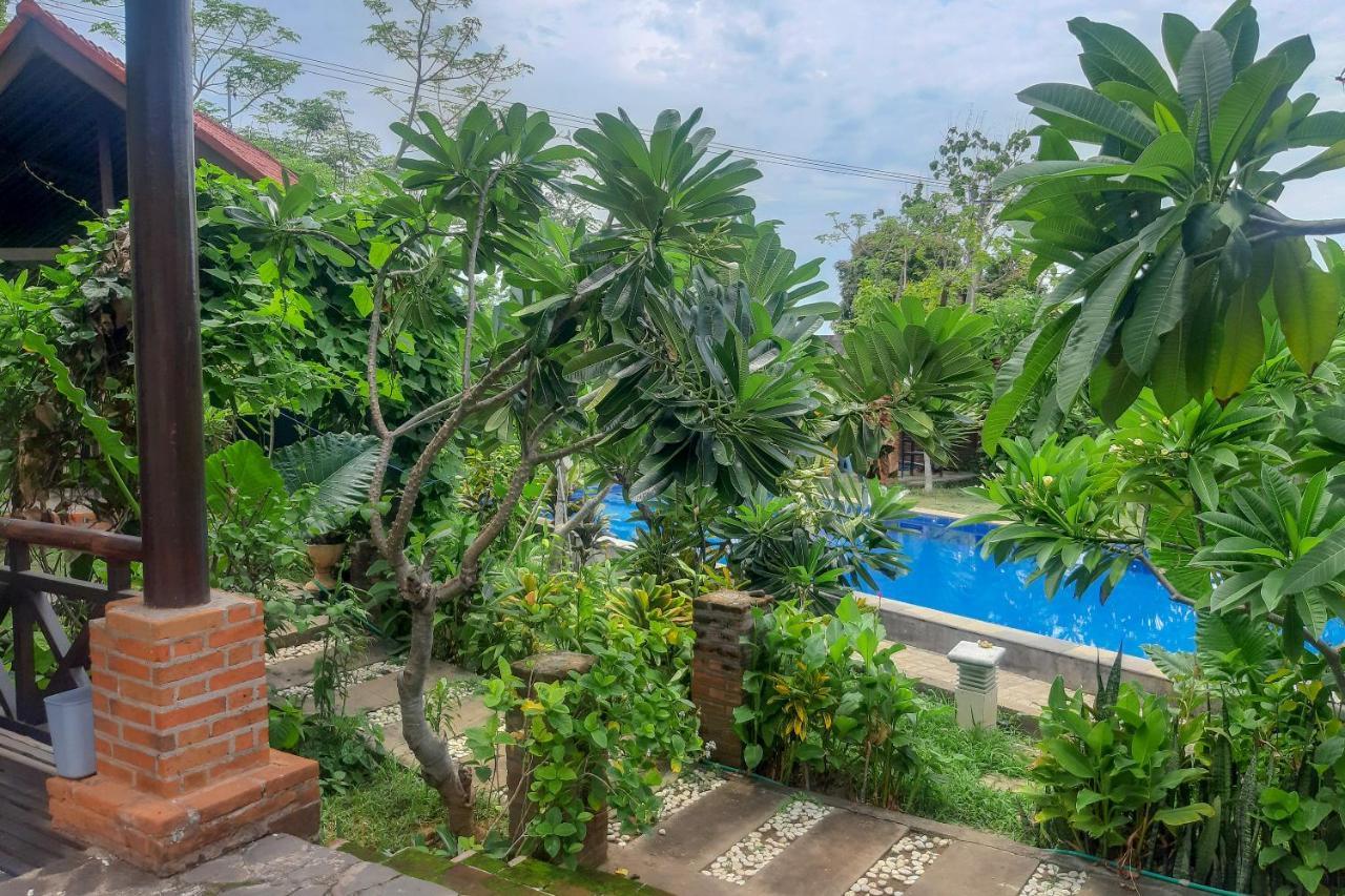 Oyo 3070 Villa Lovina Eco Lodge エクステリア 写真